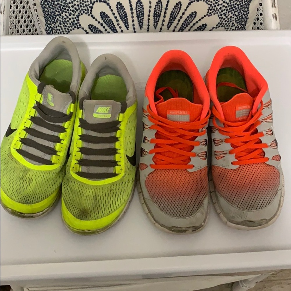 Lot of 2 Nike shoes